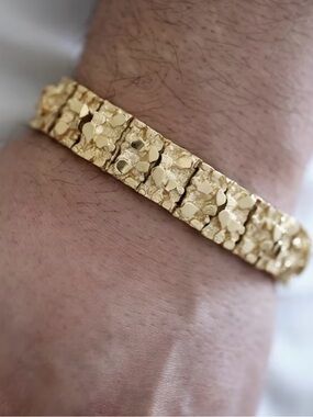 Gold Men's Chunky Cuban Link Bracelet